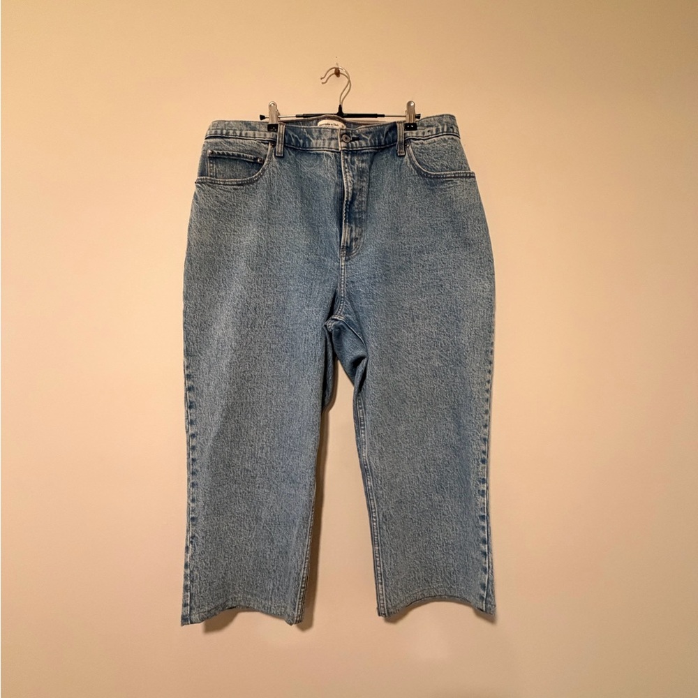 Abercrombie Curve Love Ultra High Rise Jeans